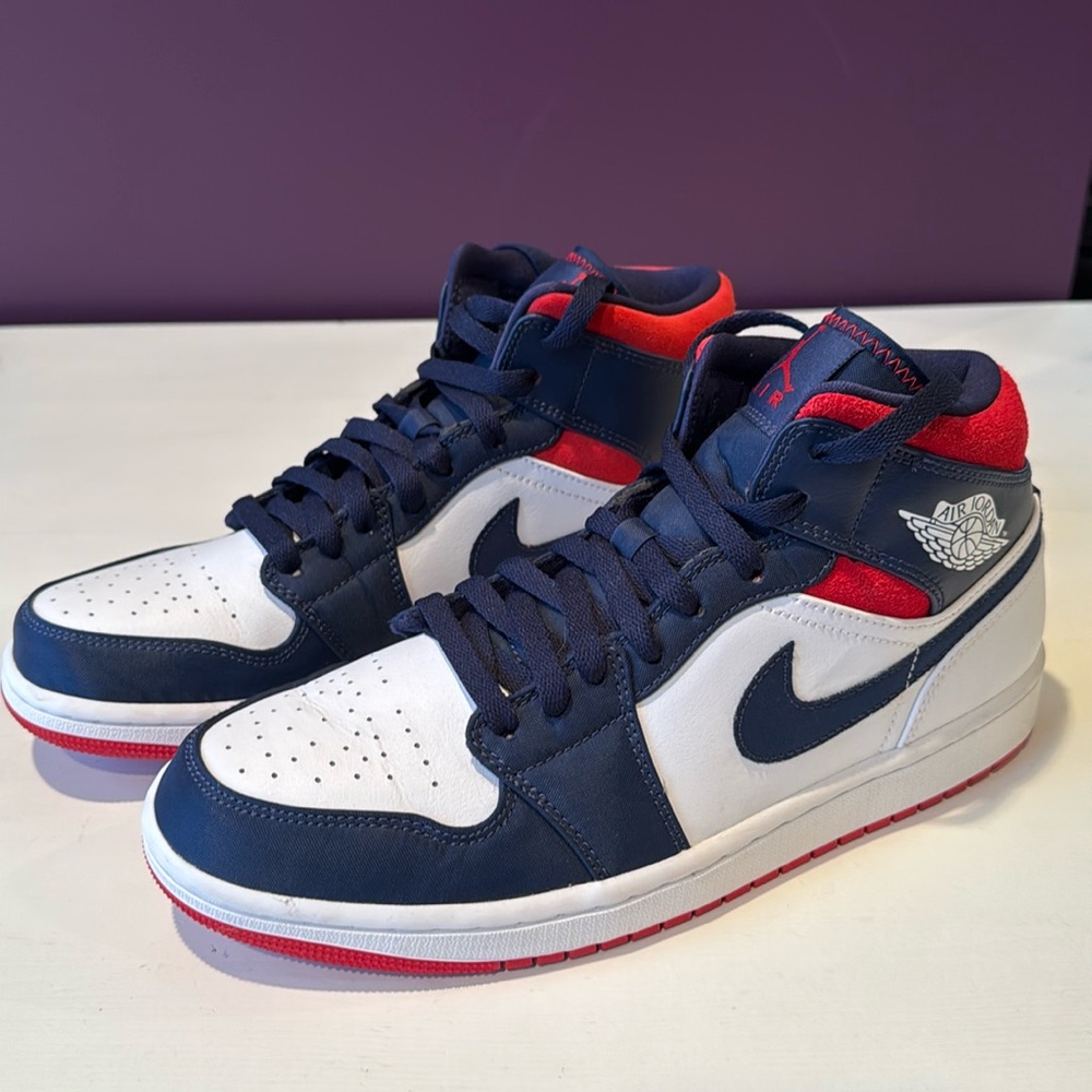 Air Jordan 1 Mid - Red White Blue - Mens Size 9